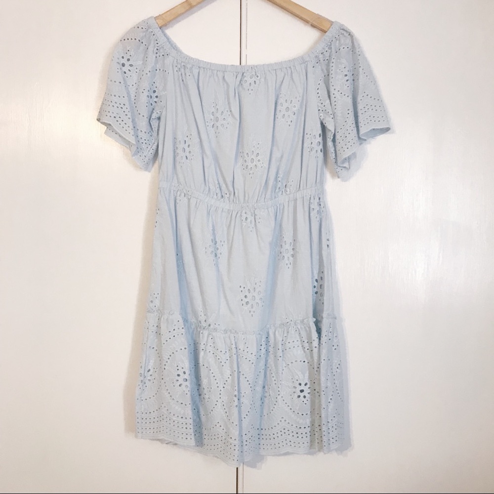 Cupcakes and Cashmere Blue Eyelet Dress - Picture 4 of 6